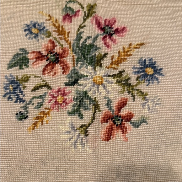 Floral Embroidered Fabric Square - Picture 3 of 6